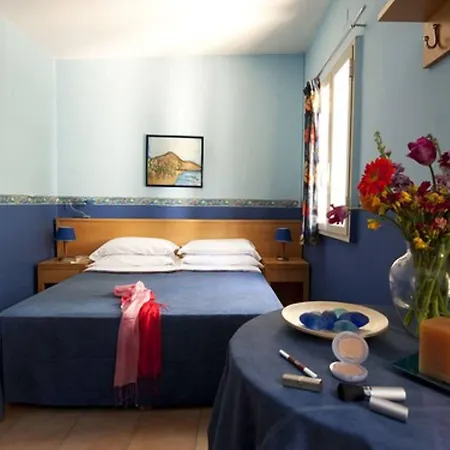 Villaggio Internazionale La Plaja База отдыха Катания